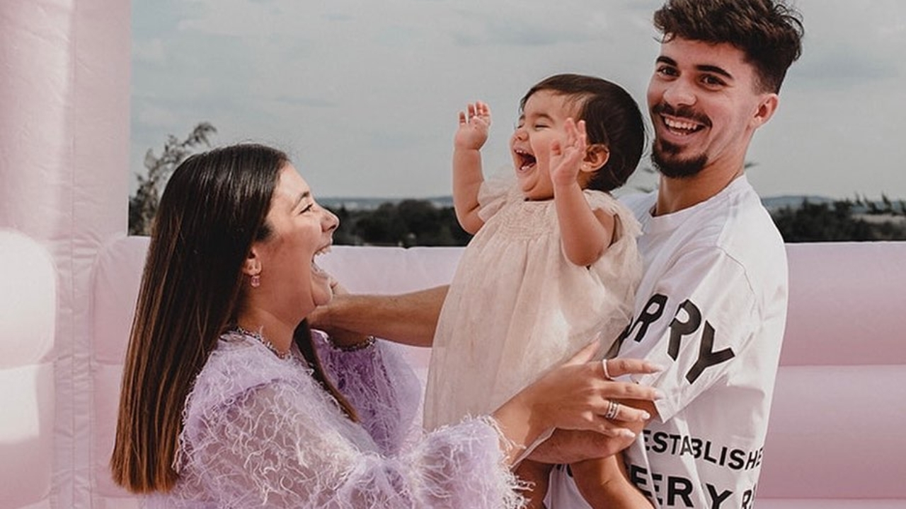 Ảnh bài viết Tatiana Torres: "Thanh mai trúc mã" kín tiếng đứng sau thành công của Vitinha