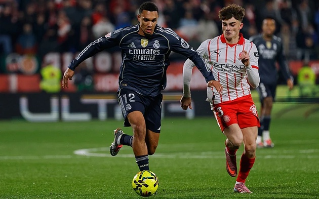 Alexander-Arnold liên tục mắc sai lầm