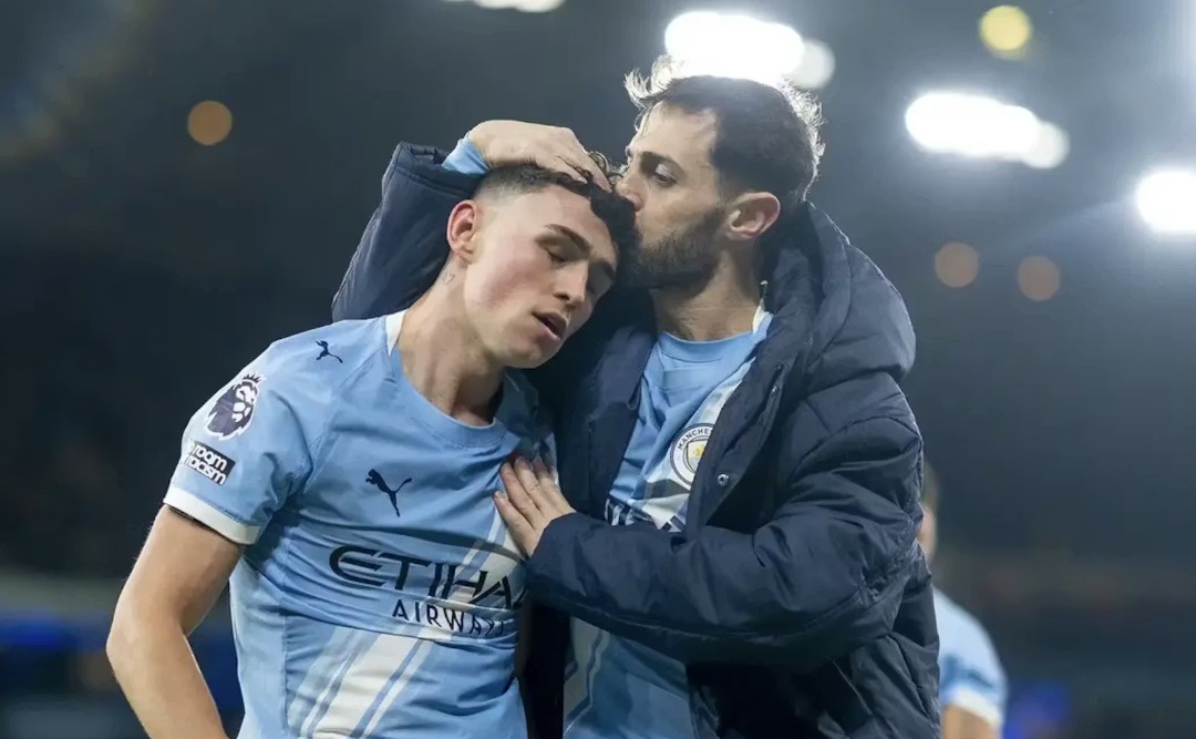 Ảnh bài viết Silva yêu cầu đồng đội giữ đẳng cấp nếu không muốn rời Man City
