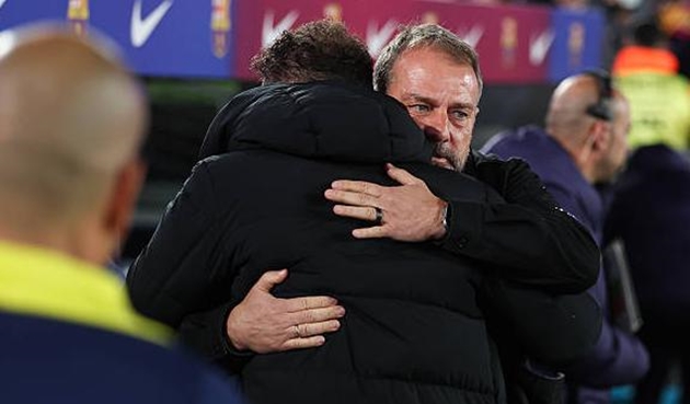 Hansi Flick hài lòng với trận thắng của Barcelona.