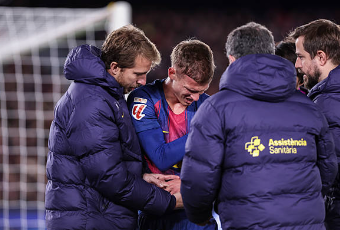 Ảnh bài viết Marc Casado lo ngại về chấn thương của Olmo