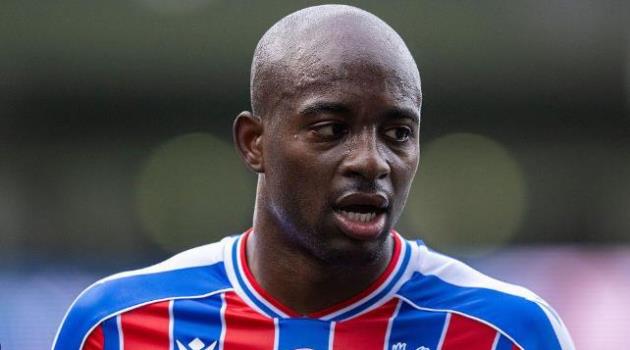 Ảnh bài viết Chuyển nhượng tối 4/12: Palace sẵn sàng bán Mateta; Barca tiếp cận thần đồng Gabriel của MU