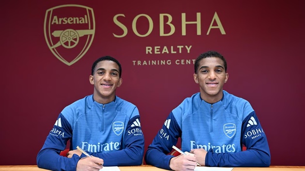 Ảnh bài viết Arsenal chiêu mộ cặp song sinh Quintero với mức phí 9 triệu bảng