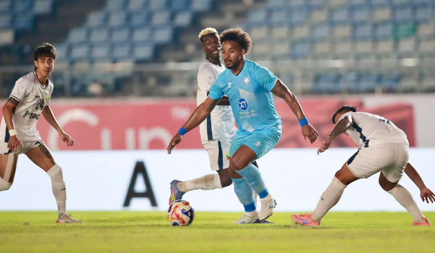 Ảnh bài viết Xuân Son: Hat-trick rực rỡ và chiến thắng 3-0 cho Nam Định tại Shopee Cup