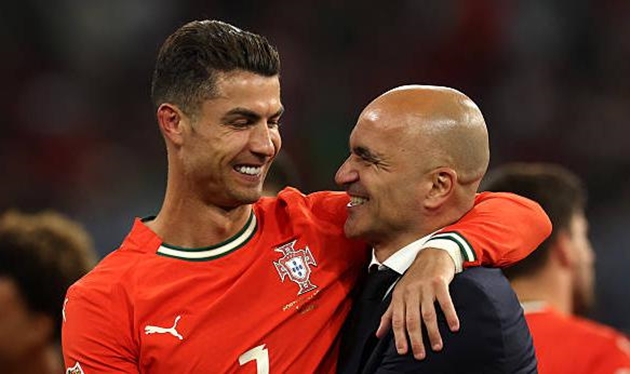 Cristiano Ronaldo và Bồ Đào Nha thu hút sự chú ý ở bảng K.