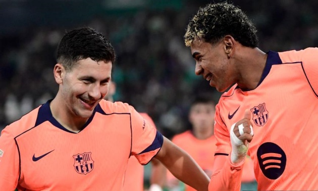 Màn thị uy sức mạnh đáng sợ của Barcelona.