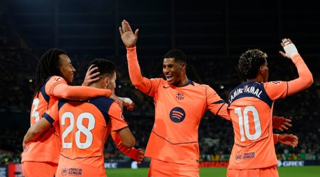 Tập thể Barca vẫn đang làm tốt ở La Liga.