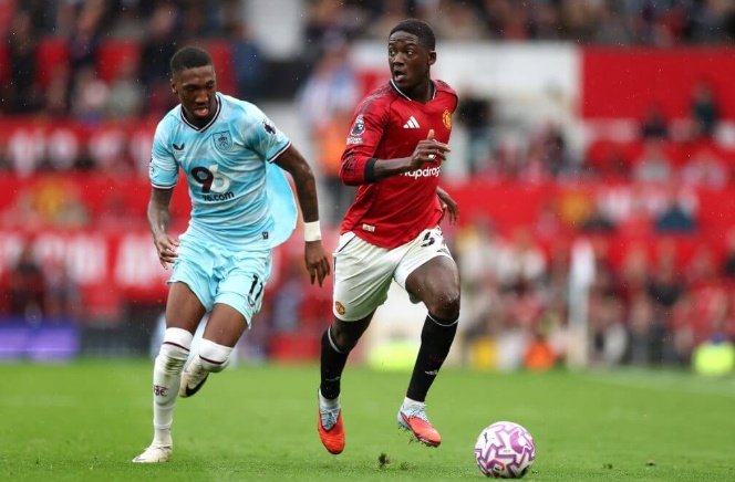 Mainoo từng được kỳ vọng sẽ trở thành nhân tố gánh vác tuyến giữa MU.