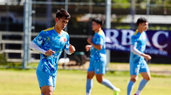 Văn Khang trên sân tập.