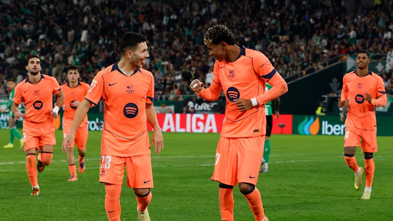 Ảnh bài viết Lamine tỏa sáng trong vai trò số 10 mới mẻ trước Betis