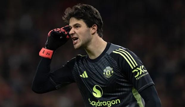 Ảnh bài viết Lammens bất ngờ về sự đoàn kết tại MU