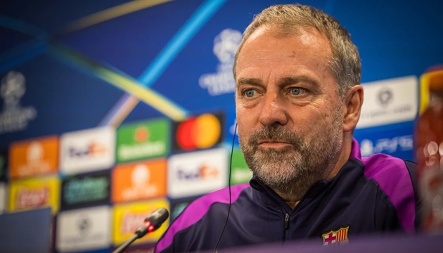 Hansi Flick nói rõ sự ủng hộ dành cho Joan Garcia.