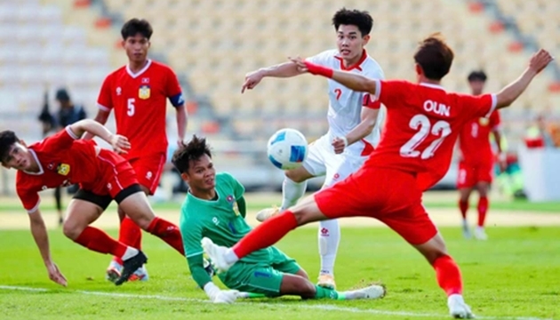 Các học trò HLV Kim Sang-sik cần thể hiện bản lĩnh vượt khó.