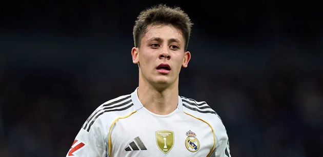 Ảnh bài viết Man Utd muốn chiêu mộ Arda Guler: Tham vọng lớn của Amorim