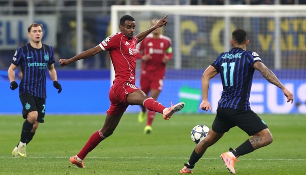 Alexander Isak tiếp tục gây thất vọng.