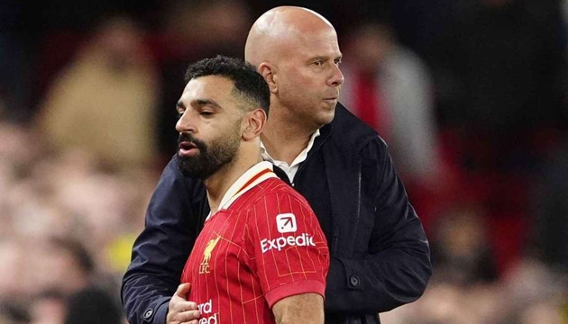 Arne Slot làm rõ mối quan hệ với Mohamed Salah sau chiến thắng Inter.