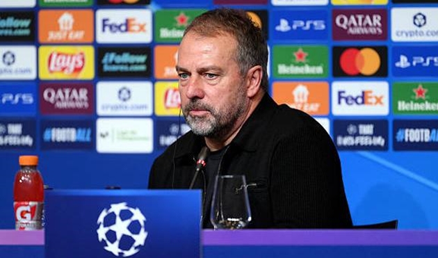 Lối chơi của Hansi Flick mang đến nhiều cảm xúc cho người hâm mộ.