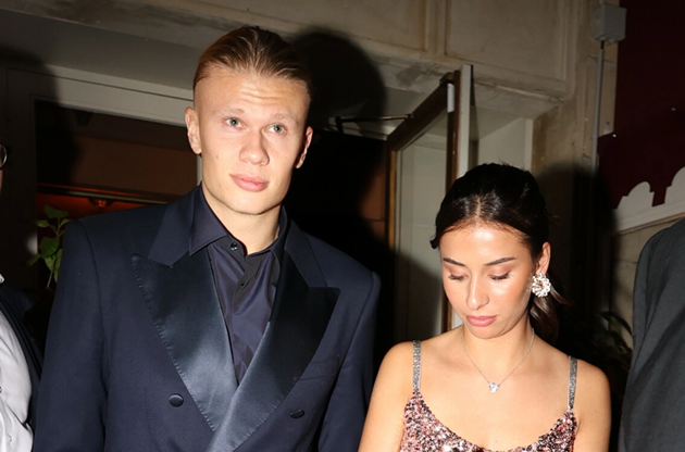 Ảnh bài viết Haaland đáp trả dí dỏm khi bạn gái chán ngán bóng đá