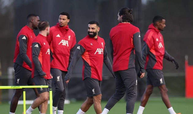 Ảnh bài viết Liverpool đối mặt giai đoạn đầy tranh cãi: Salah gửi lời nhắn tới toàn đội