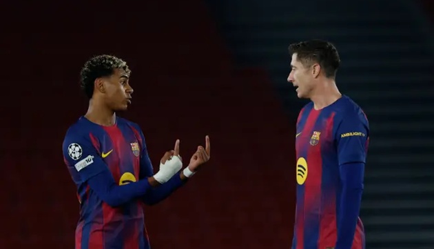 Barca cần Lewandowski thông nòng đều trở lại