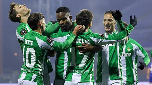 Ảnh bài viết Antony "nổ súng", Betis nhấn chìm Zagreb tại Europa League