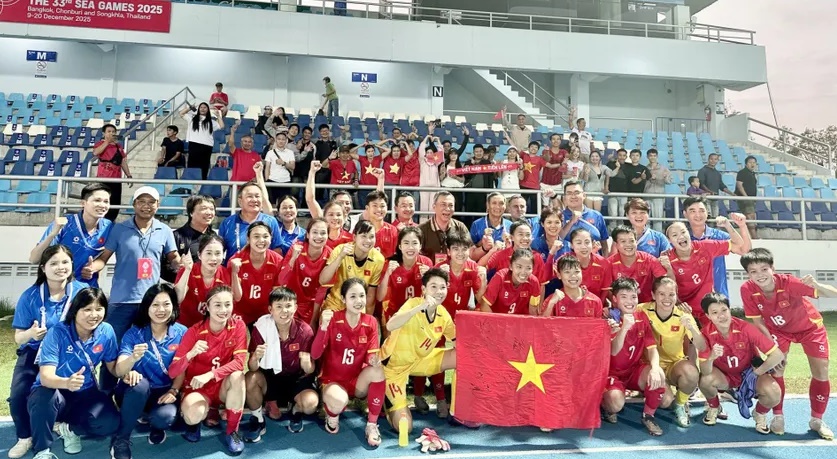 Ảnh bài viết HLV Mai Đức Chung tự hào về chiến thắng của đội tuyển nữ Việt Nam, khẳng định tinh thần "quật khởi"