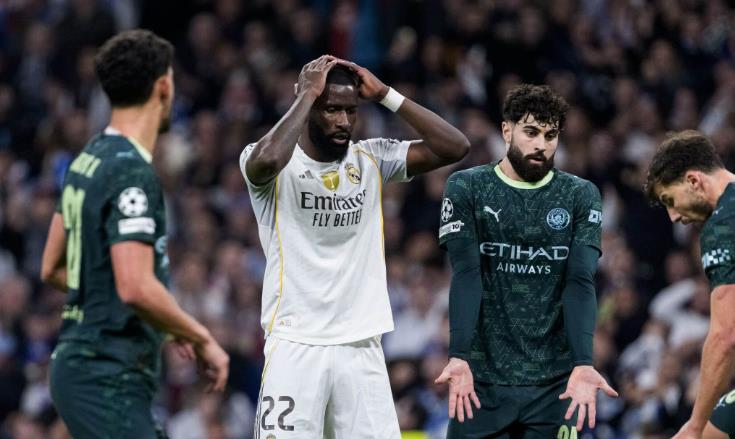 Vẫn có điểm sáng cho Kền kền trắng sau thất bại trước Man City.