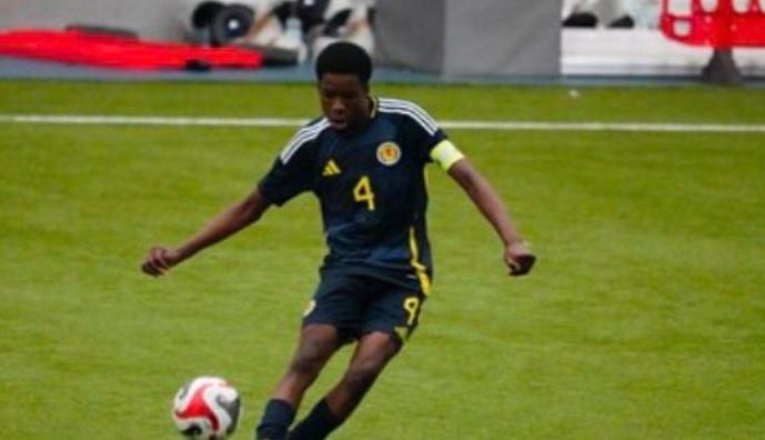 Ảnh bài viết Liverpool chuẩn bị ký hợp đồng với Dara Jikiemi từ Celtic