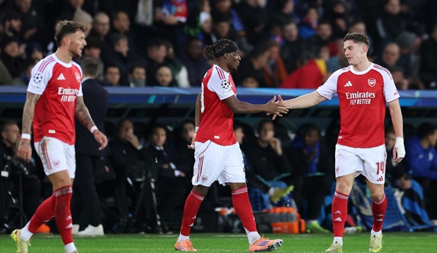 Arsenal vừa giành chiến thắng tưng bừng tại Champions League.