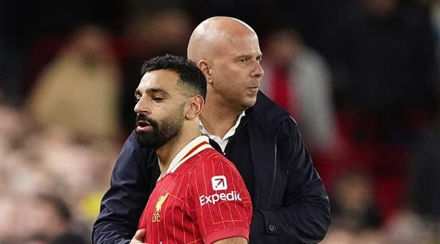 Ảnh bài viết Mohamed Salah trở lại: Arne Slot tuyên bố cứng rắn