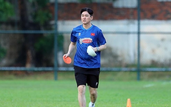 Ảnh bài viết SEA Games 33: U22 Việt Nam mất trợ lý Lee Jung Soo trước bán kết