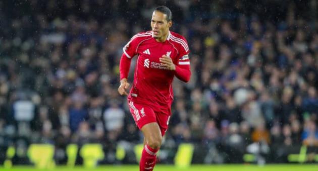 Van Dijk cán mốc 250 trận tại Ngoại hạng Anh.