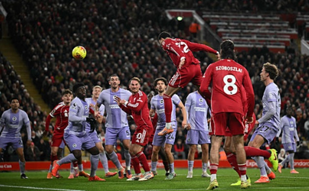 Ảnh bài viết Ngoại hạng Anh: Ekitike lập cú đúp, Salah tái xuất