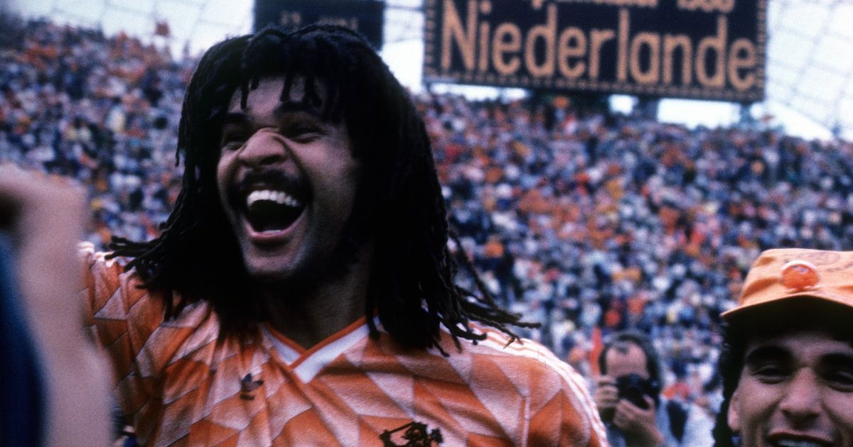 Huyền thoại Hà Lan, Ruud Gullit, có gốc gác Curacao.