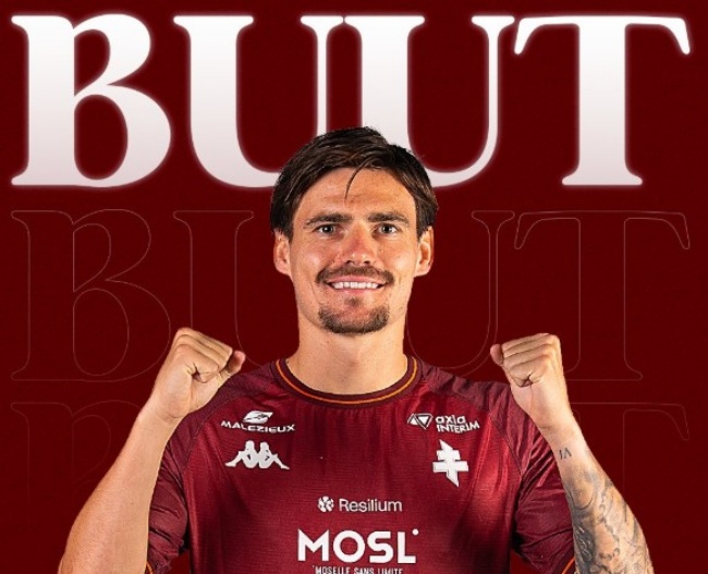 Jessy Deminguet tỏa sáng cho Metz.