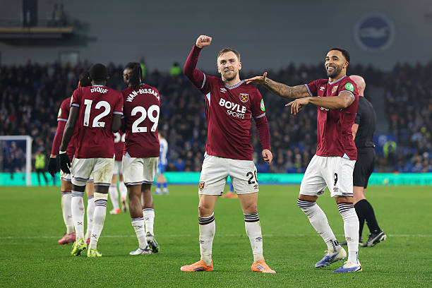 Ảnh bài viết West Ham có đủ sức chặn đứng "cơn cuồng phong" Aston Villa?