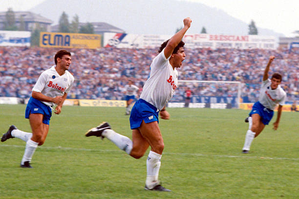 Diego Maradona được xem như 