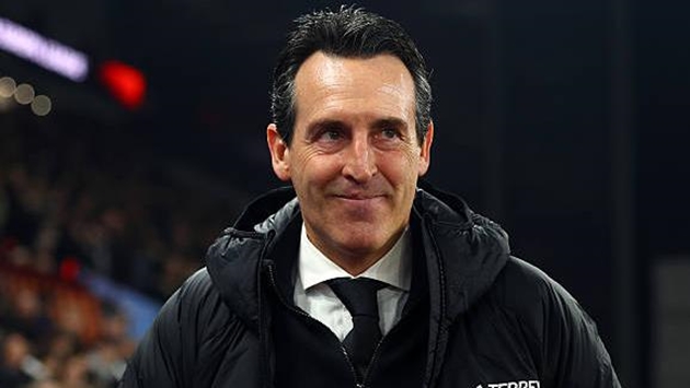 Unai Emery không cảm thấy áp lực của Aston Villa trong cuộc đua vô địch.