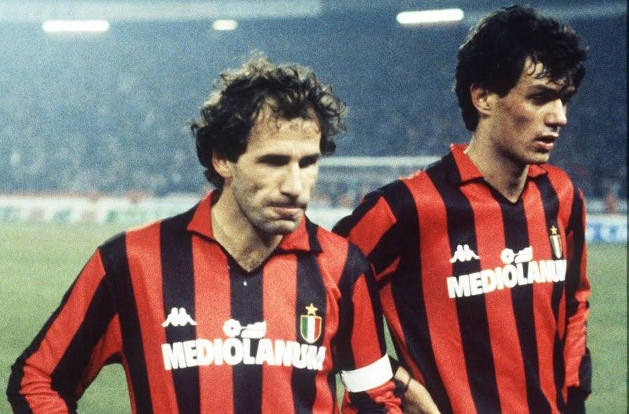Franco Baresi và Paolo Maldini là những hậu vệ vĩ đại của bóng đá Ý.