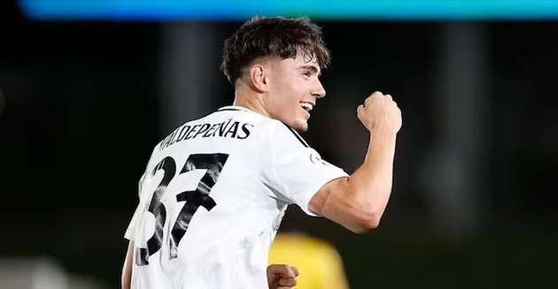 Victor Valdepenas c&oacute; thể gi&uacute;p Xabi Alonso giải quyết b&agrave;i to&aacute;n hậu vệ bi&ecirc;n