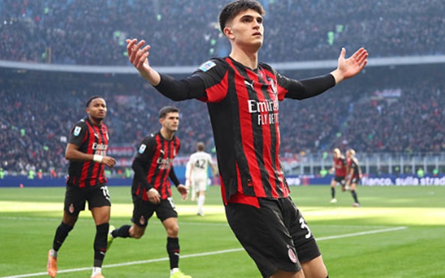 Bartesaghi lập c&uacute; đ&uacute;p nhưng kh&ocirc;ng thể gi&uacute;p Milan gi&agrave;nh 3 điểm