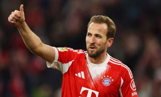 Kane ghi b&agrave;n cho H&ugrave;m x&aacute;m.