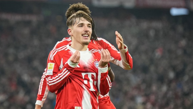 Karl lập c&ocirc;ng cho Bayern.