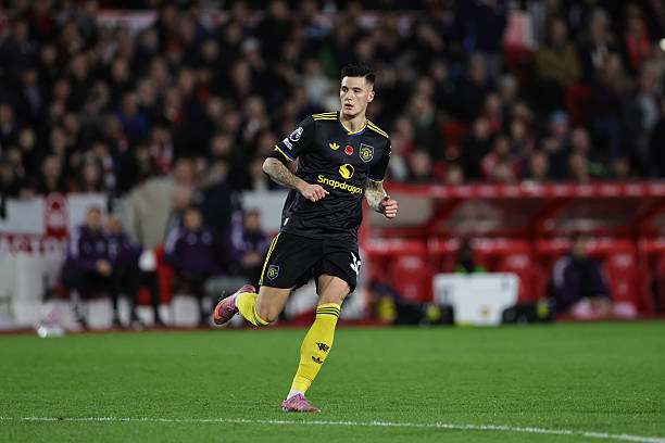 Ảnh bài viết Benjamin Sesko nỗ lực tái xuất trước Bournemouth, Man United kỳ vọng