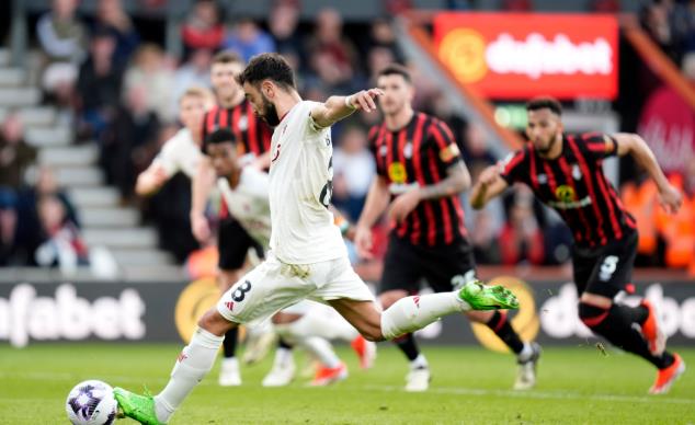 Bournemouth là đối thủ đầy khó chịu với MU.