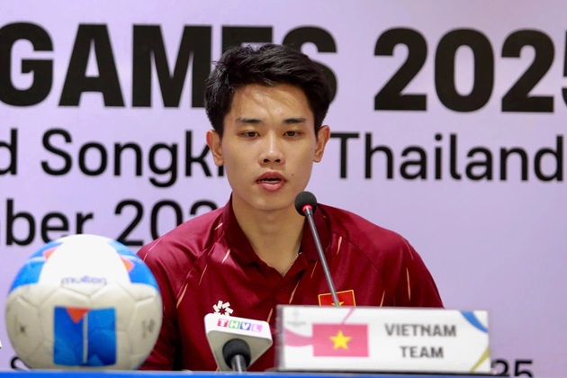Ảnh bài viết Đình Bắc: Chưa nghĩ đến Quả bóng vàng, quyết tâm giành HCV SEA Games
