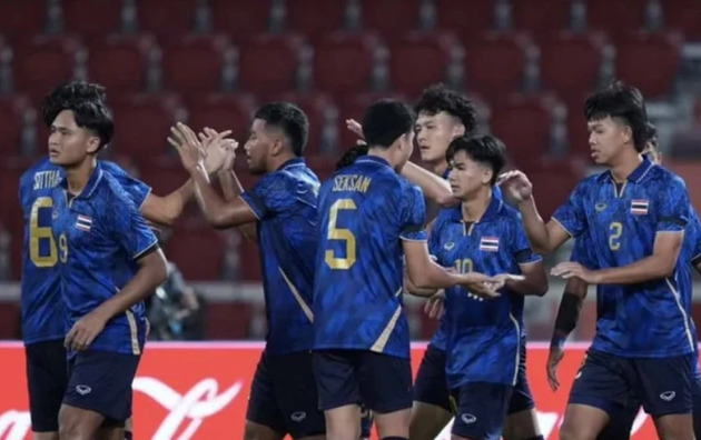 Thái Lan có chiến thắng vất vả trước Malaysia.