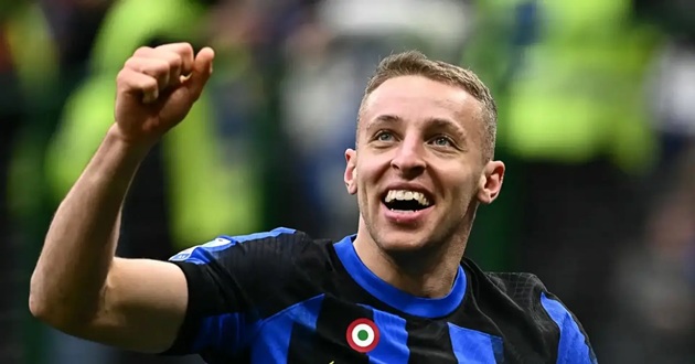 Ảnh bài viết Liverpool nhắm Davide Frattesi, nhưng liệu có thừa người?