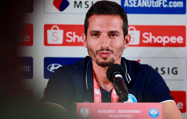 Ảnh bài viết HLV Mauro Jeronimo tự tin Nam Định sẽ chiến thắng ở Shopee Cup
