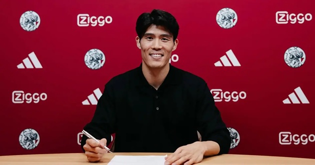 Ảnh bài viết Ajax ký hợp đồng 6 tháng với Takehiro Tomiyasu